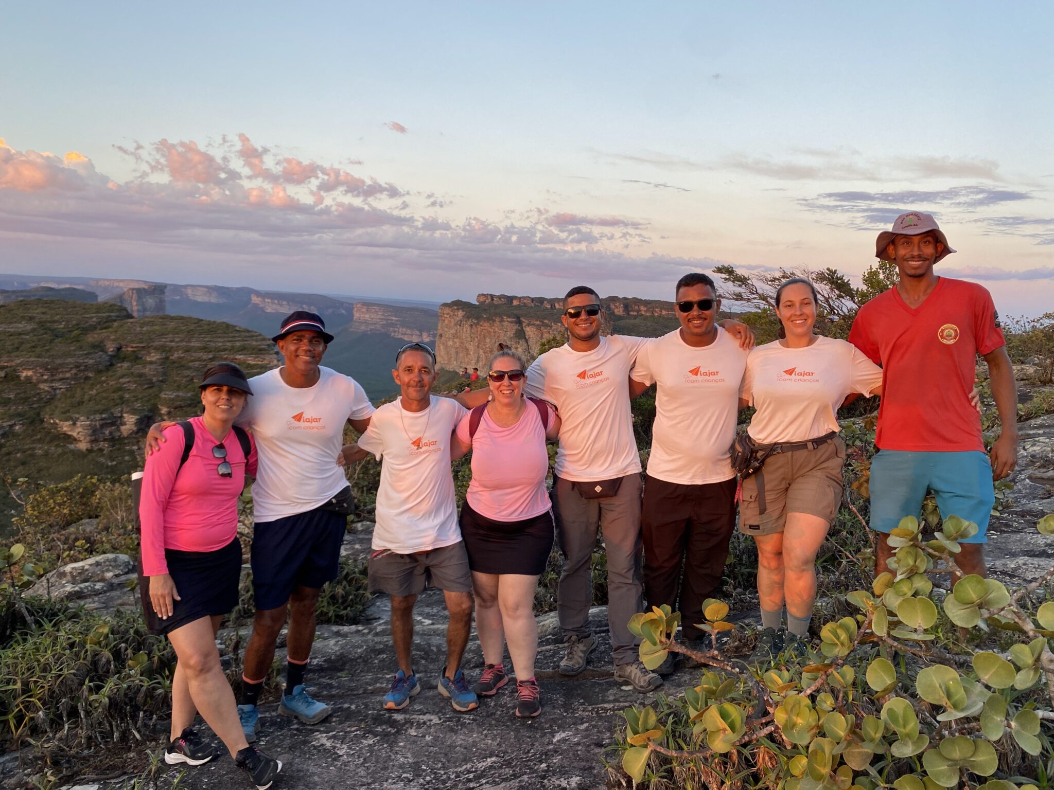 Equipe da Agência Viajar com Crianças na Chapada Diamantina